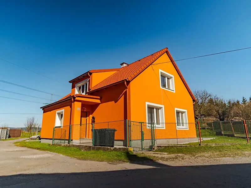 Prodej rodinného domu 180 m², pozemek 672 m², Semanín – náhled fotky 1