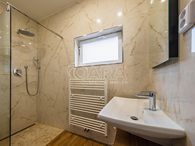Pronájem bytu 1+kk 27 m² (Jednopodlažní)