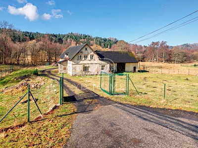 Prodej  rodinného domu 250 m², pozemek 3 375 m²