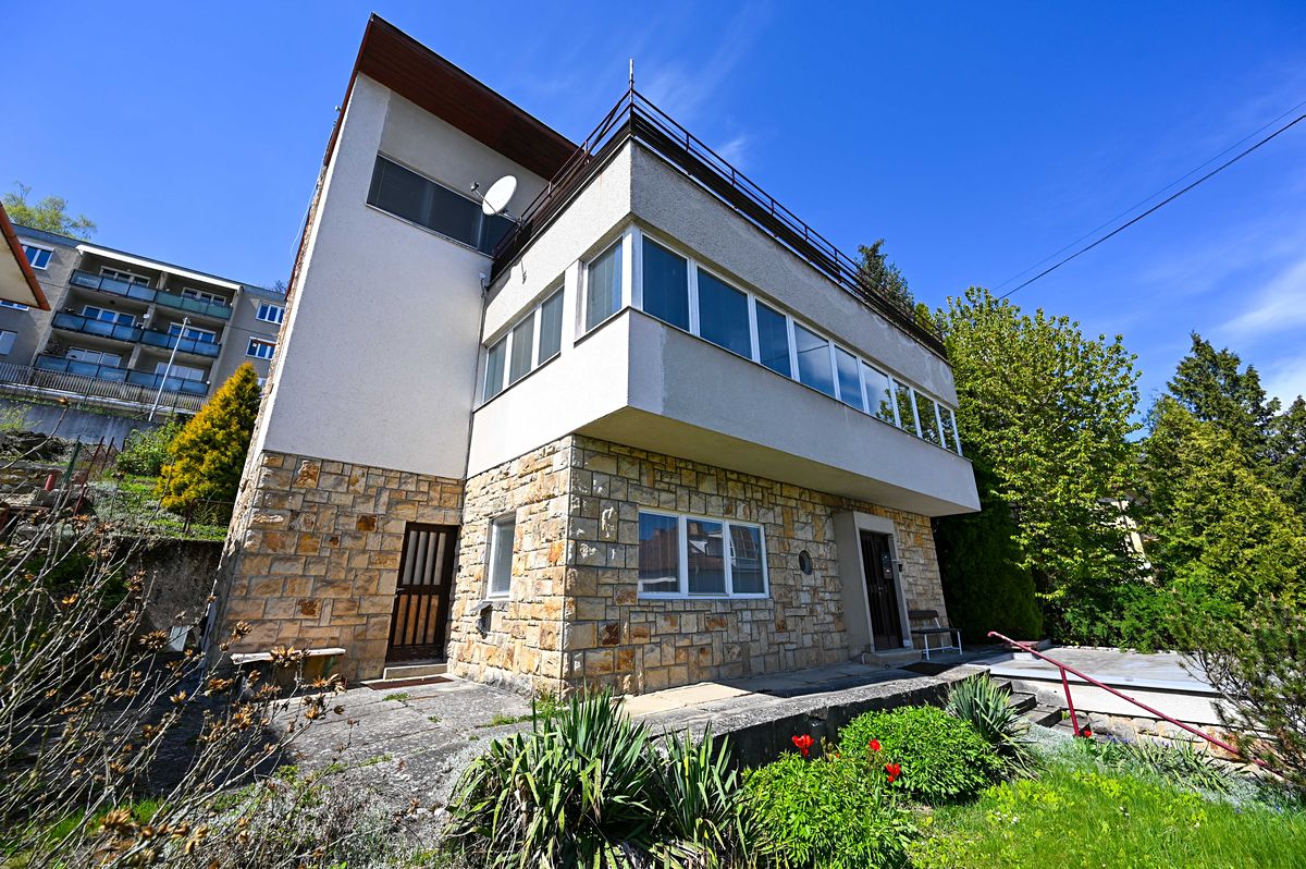 Prodej vily 200 m², pozemek 589 m² – fotografie 4