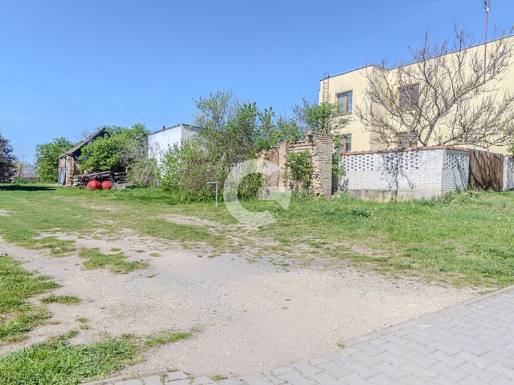 Grundstück zum Kauf, 728 m² (3 von 8)