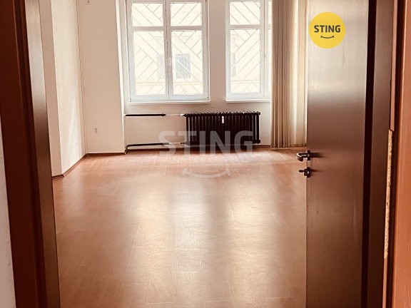 Gewerbefläche zur Miete, 132 m² (1 von 7)