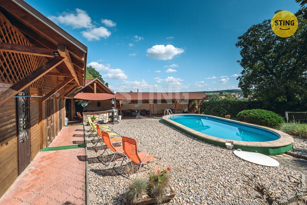 Prodej rodinného domu 500 m², pozemek 3392 m² – fotografie 5