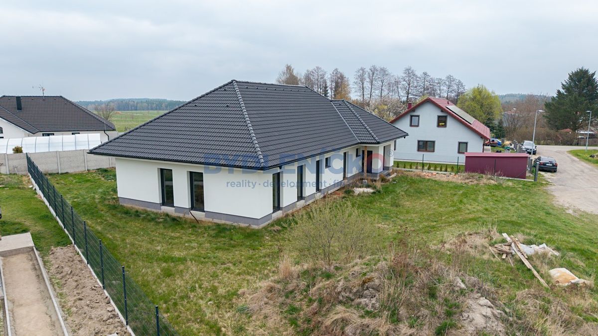Prodej rodinného domu 193 m², pozemek 996 m² – fotografie 5