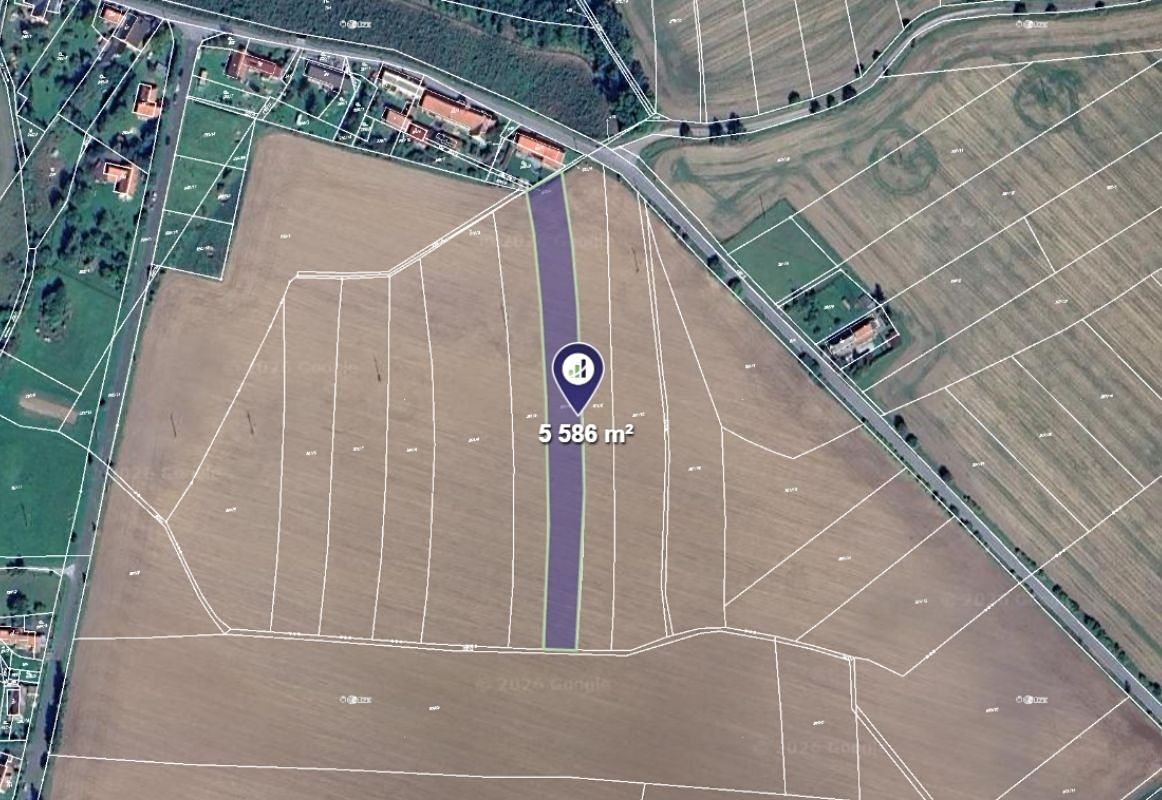 Prodej pole 5586 m²