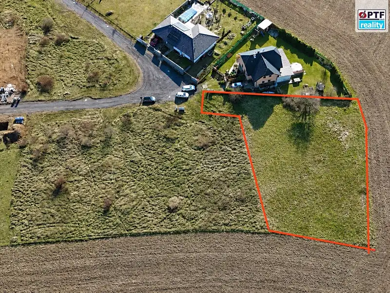Prodej stavebního pozemku 1880 m², Bavoryně – náhled fotky 2