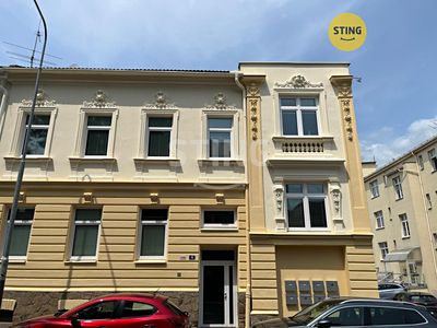 Pronájem kanceláře 280 m²