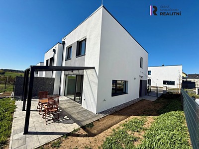 Pronájem  rodinného domu 110 m², pozemek 373 m²