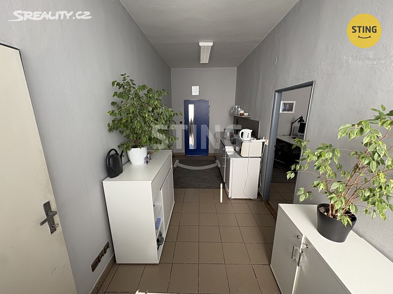 Pronájem kanceláře 67 m² – pohled 6