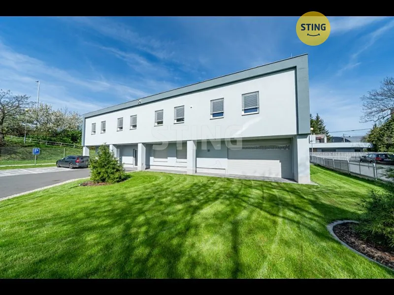 Pronájem garážového stání 14 m²