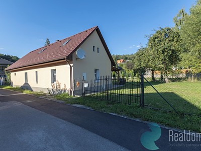 Prodej  rodinného domu 143 m², pozemek 783 m²