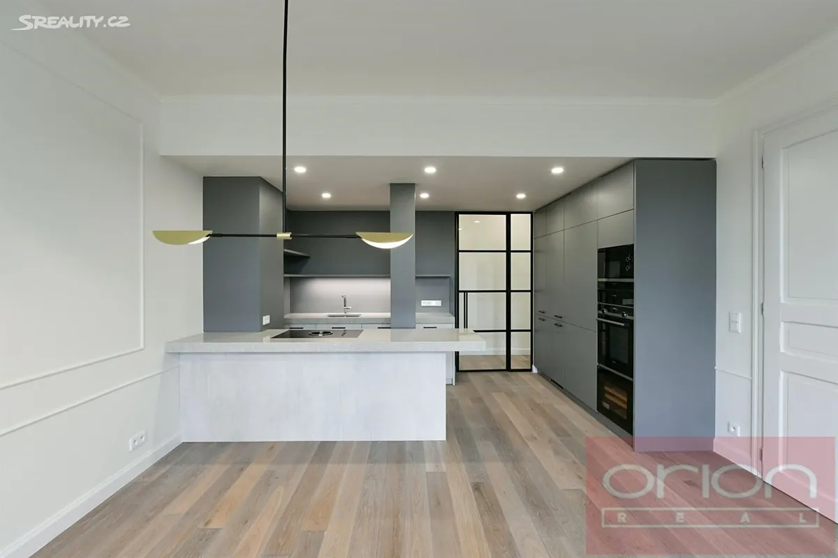 Pronájem bytu 4+kk 107 m², Praha