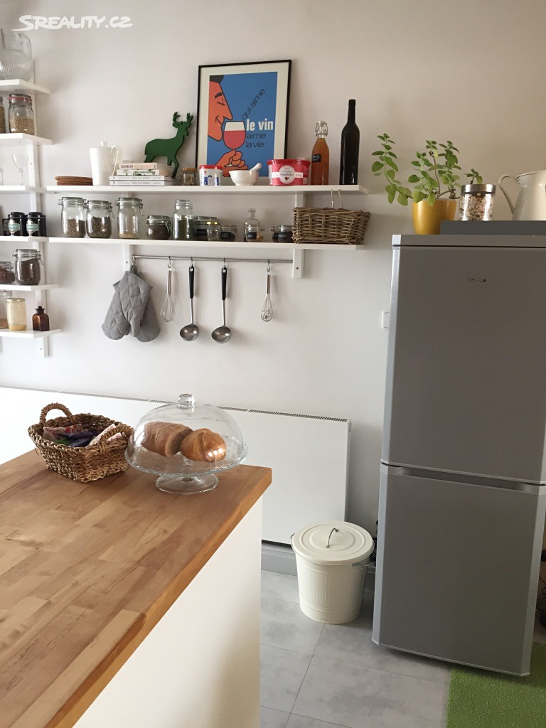 Prodej bytu 2+kk 87 m² (Podkrovní) - Widok 2