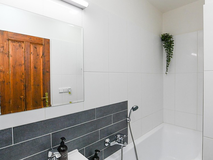 Prodej komerčního prostoru, 92 m² (6 z 11)