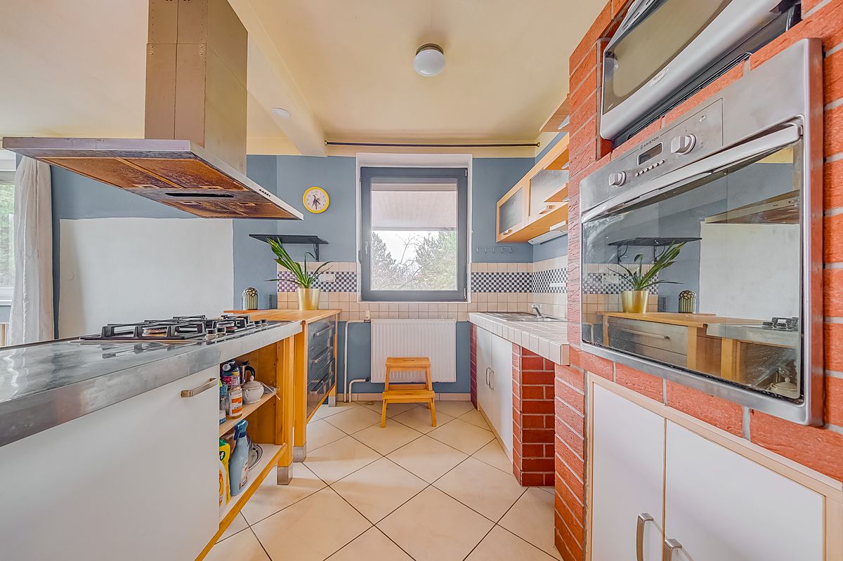 Prodej rodinného domu 268 m², pozemek 580 m² – fotografie 5
