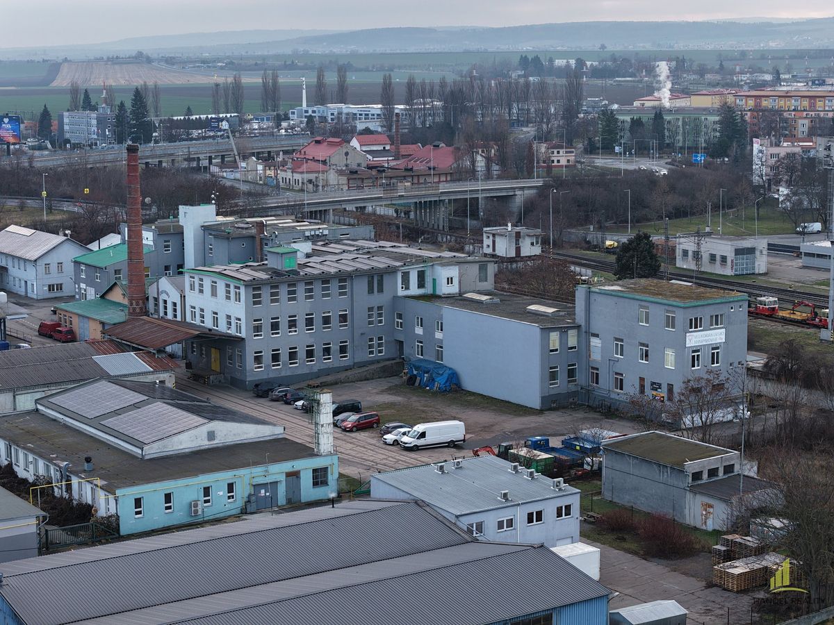 Prodej skladového prostoru 1257 m² – fotografie 2