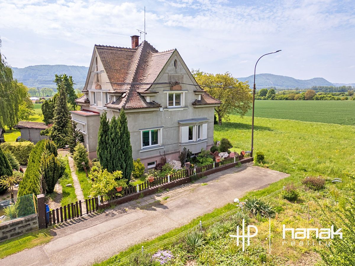 Prodej rodinného domu 253 m², pozemek 615 m²