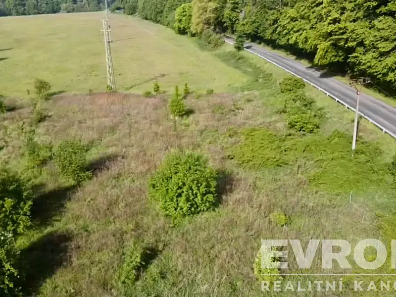 Prodej stavebního pozemku 9000 m², Vlkančice – náhled fotky 3