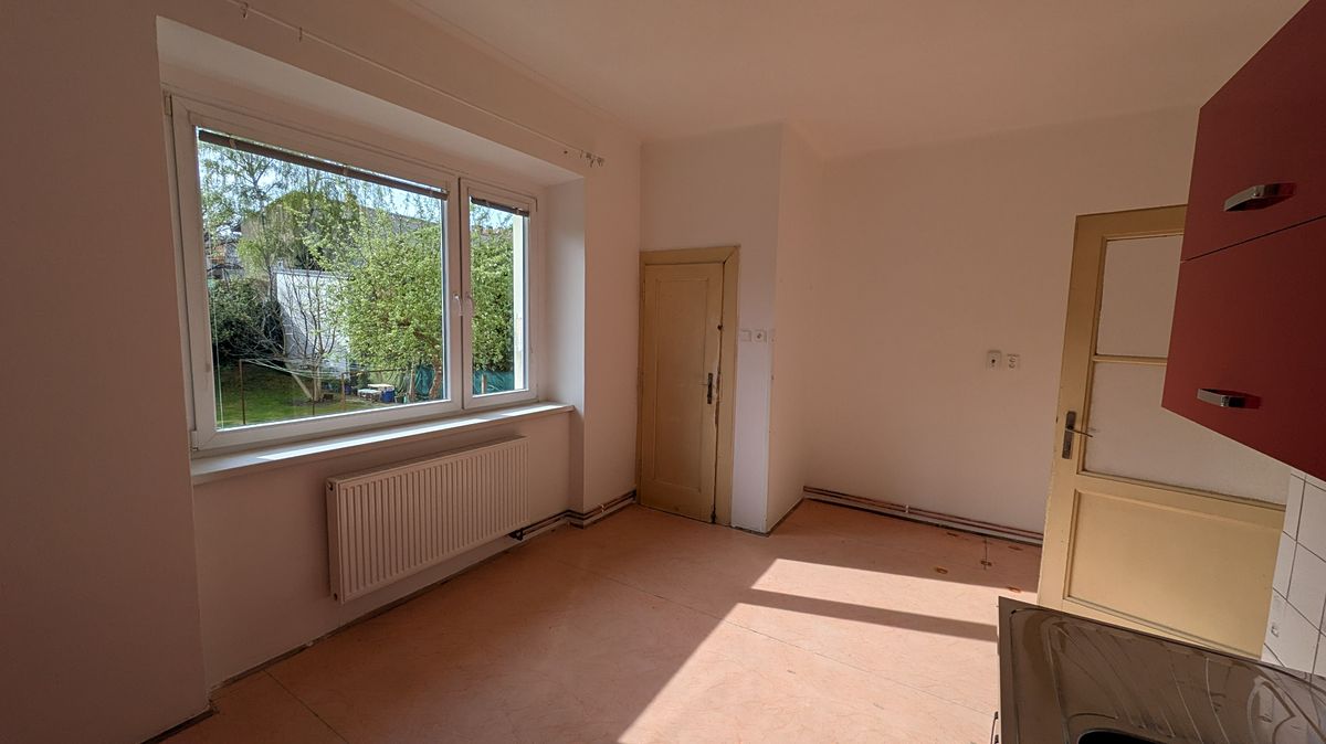 Pronájem bytu 2+1 58 m² – fotografie 4