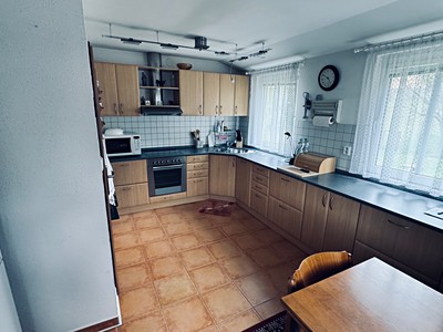 Prodej  rodinného domu 200 m², pozemek 1 312 m² — photo 5
