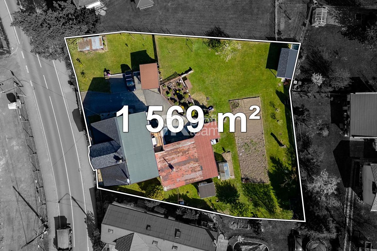 Prodej vícegeneračního domu 170 m², pozemek 1569 m² – fotografie 2