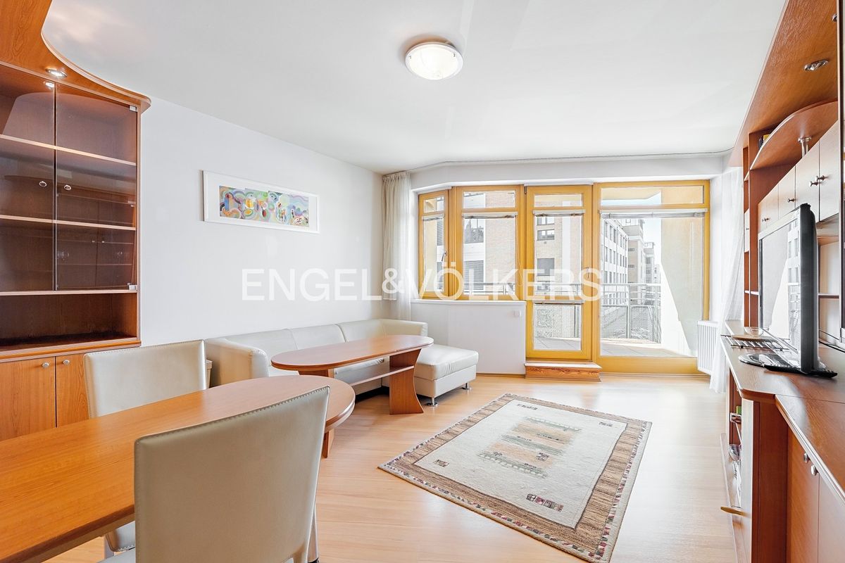 Pronájem bytu 2+kk 65 m²