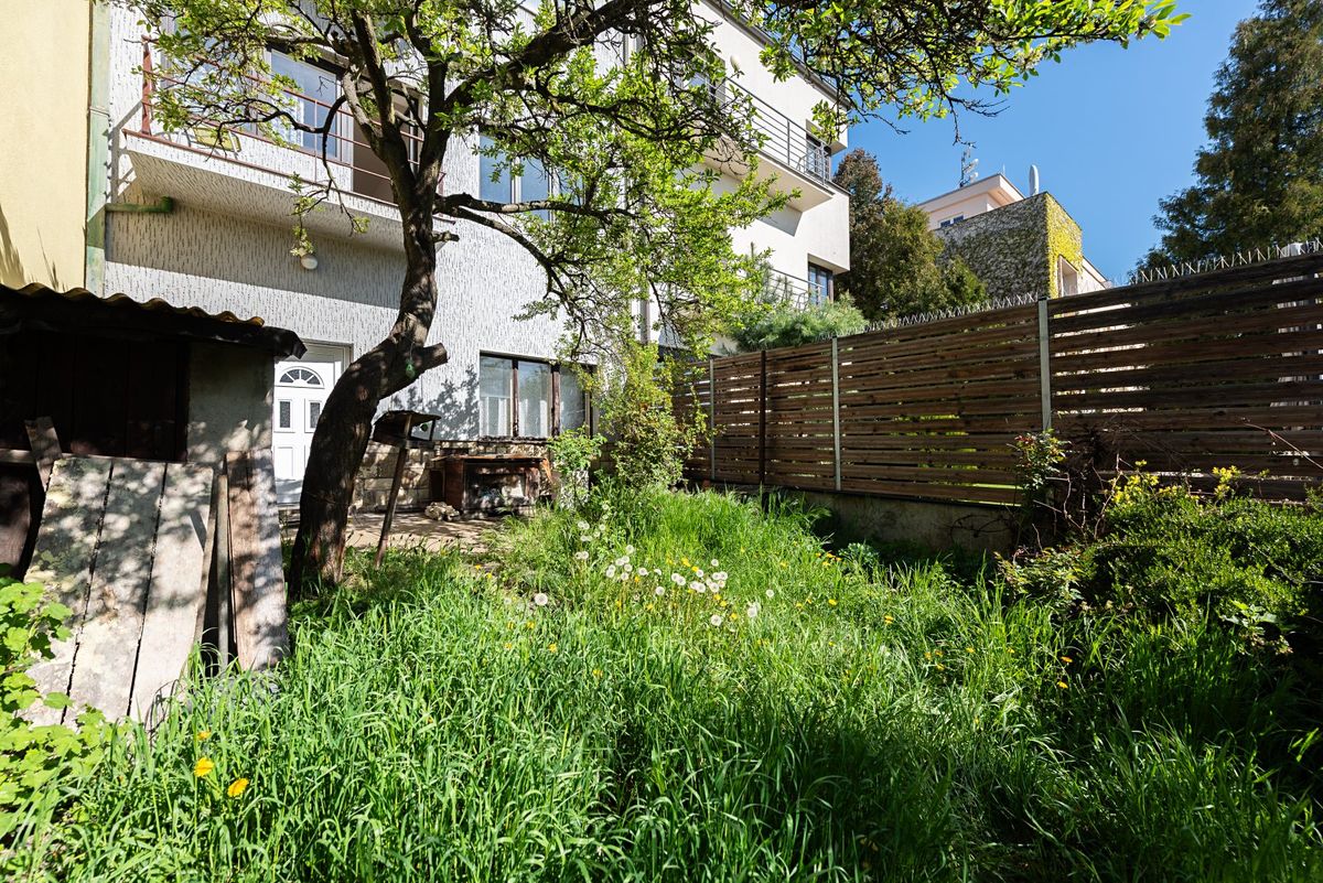 Prodej rodinného domu 200 m², pozemek 164 m² – fotografie 5