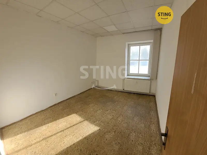 Pronájem kanceláře 13 m², Třinec – náhled fotky 1