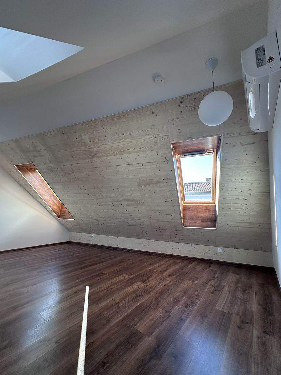 Pronájem bytu 2+kk 62 m² – fotografie 3
