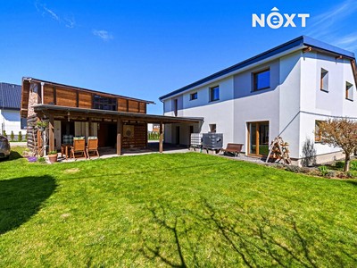 Prodej  rodinného domu 227 m², pozemek 805 m²