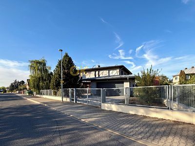 Prodej rodinného domu 432 m², pozemek 1354 m²