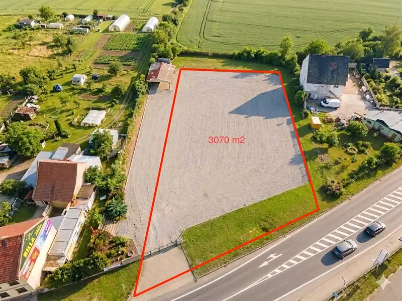Pronájem komerčního pozemku 3070 m², Litoměřice – náhled fotky 1