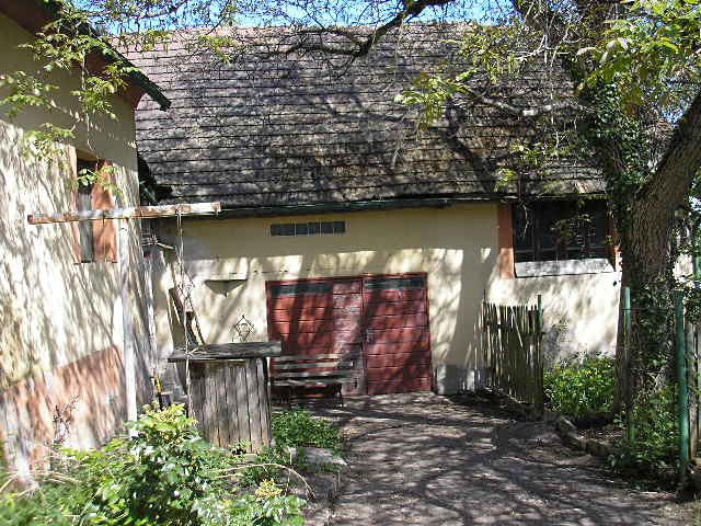 Prodej rodinného domu 85 m², pozemek 929 m² – fotografie 2