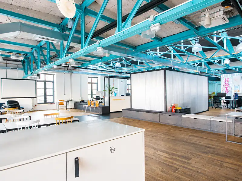 Pronájem kanceláře 706 m², Praha – náhled fotky 2