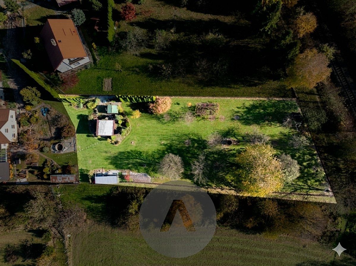 Prodej stavebního pozemku 1800 m² – fotografie 3