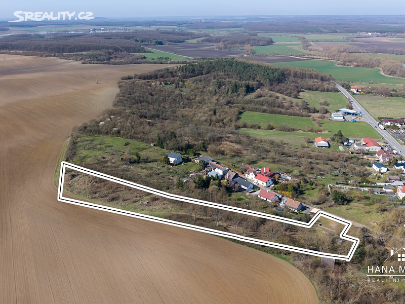 Prodej  stavebního pozemku 8 371 m²