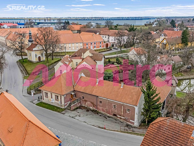 Prodej komerční nemovitosti 252 m² – pohled 2