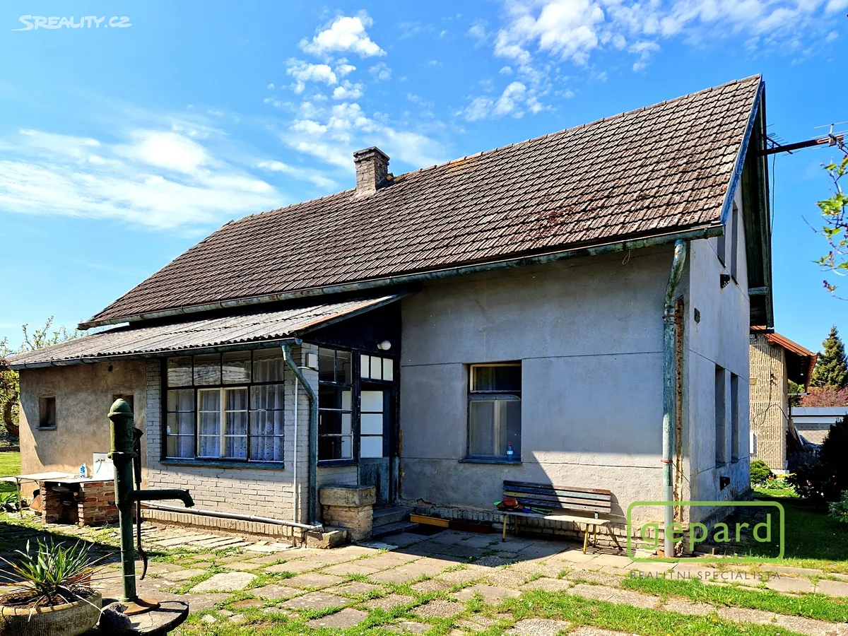 Prodej rodinného domu 110 m², pozemek 584 m² – pohled 2