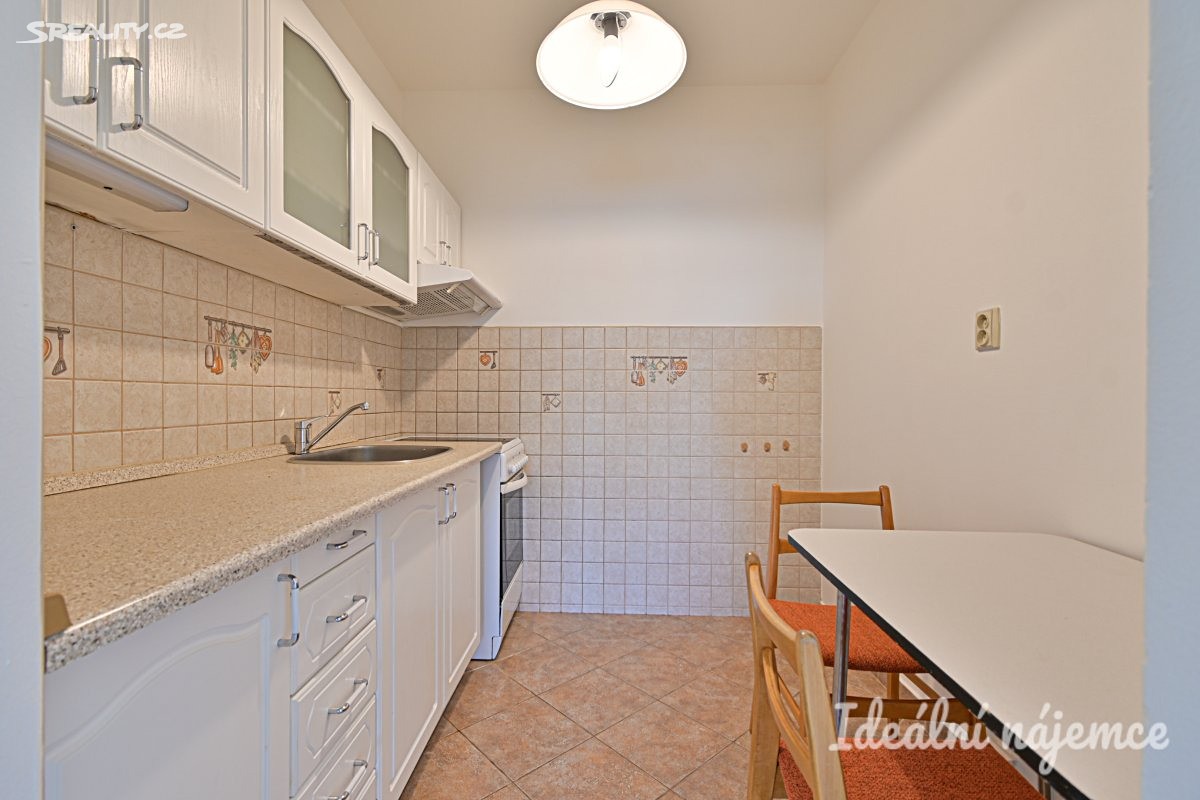 Pronájem bytu 2+kk 45 m², Praha