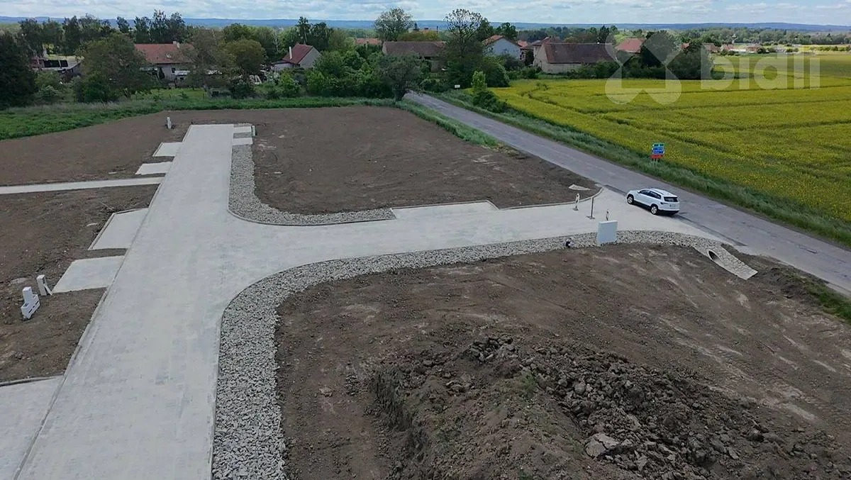 Prodej stavebního pozemku 975 m²