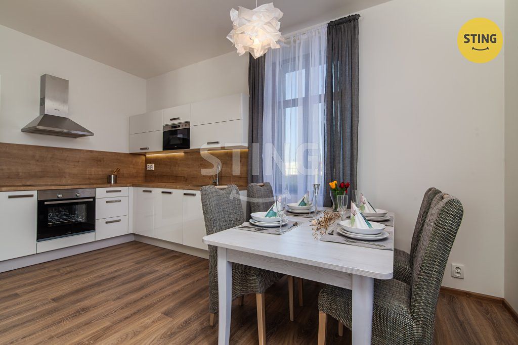 Prodej rodinného domu 106 m², pozemek 855 m² – fotografie 5
