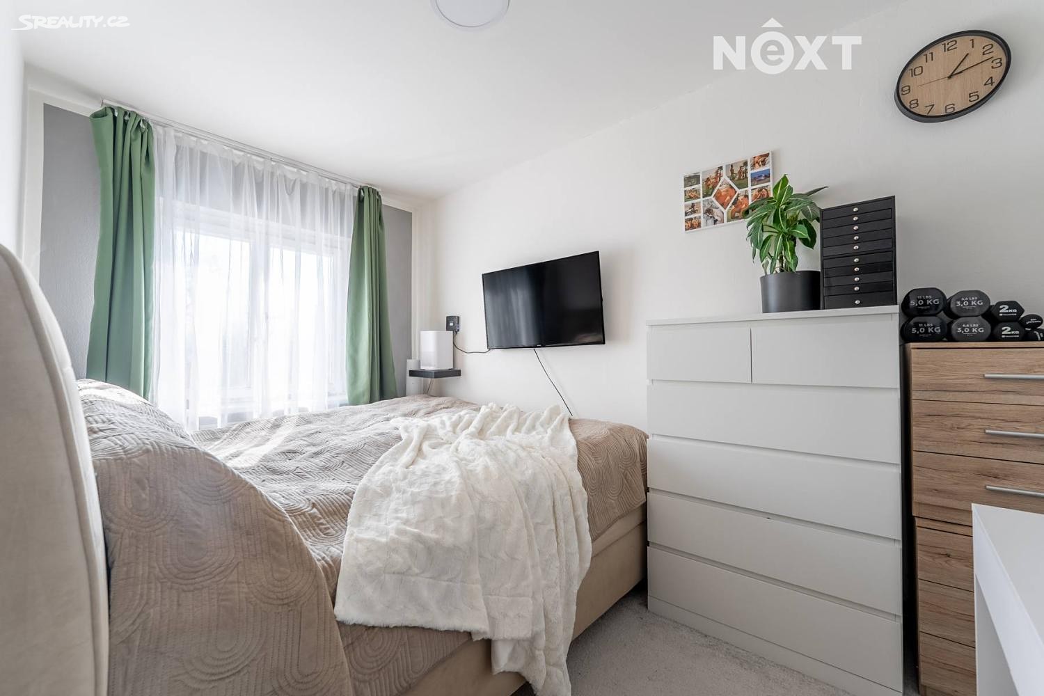 Prodej  rodinného domu 200 m², pozemek 2 444 m² – pohled 4