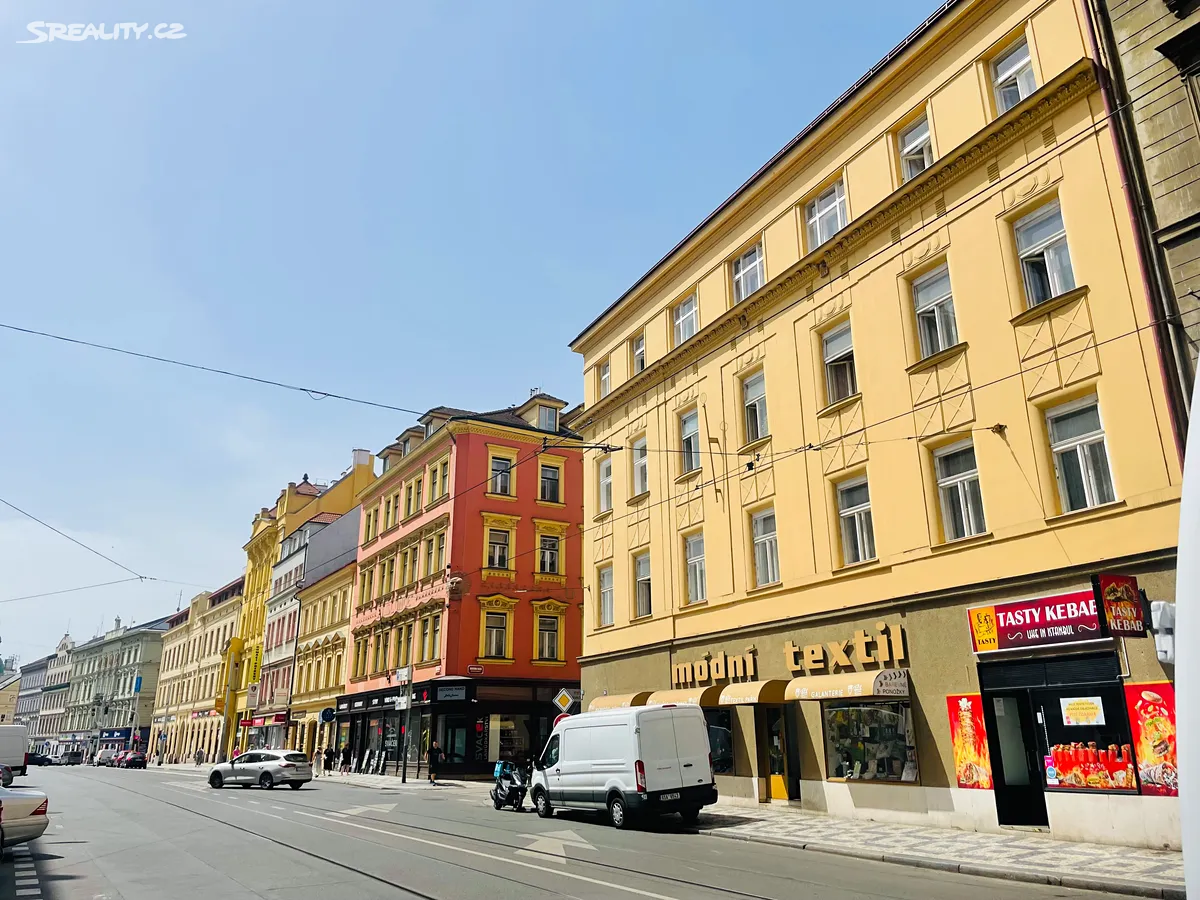 Prodej činžovního domu 2000 m² – pohled 2