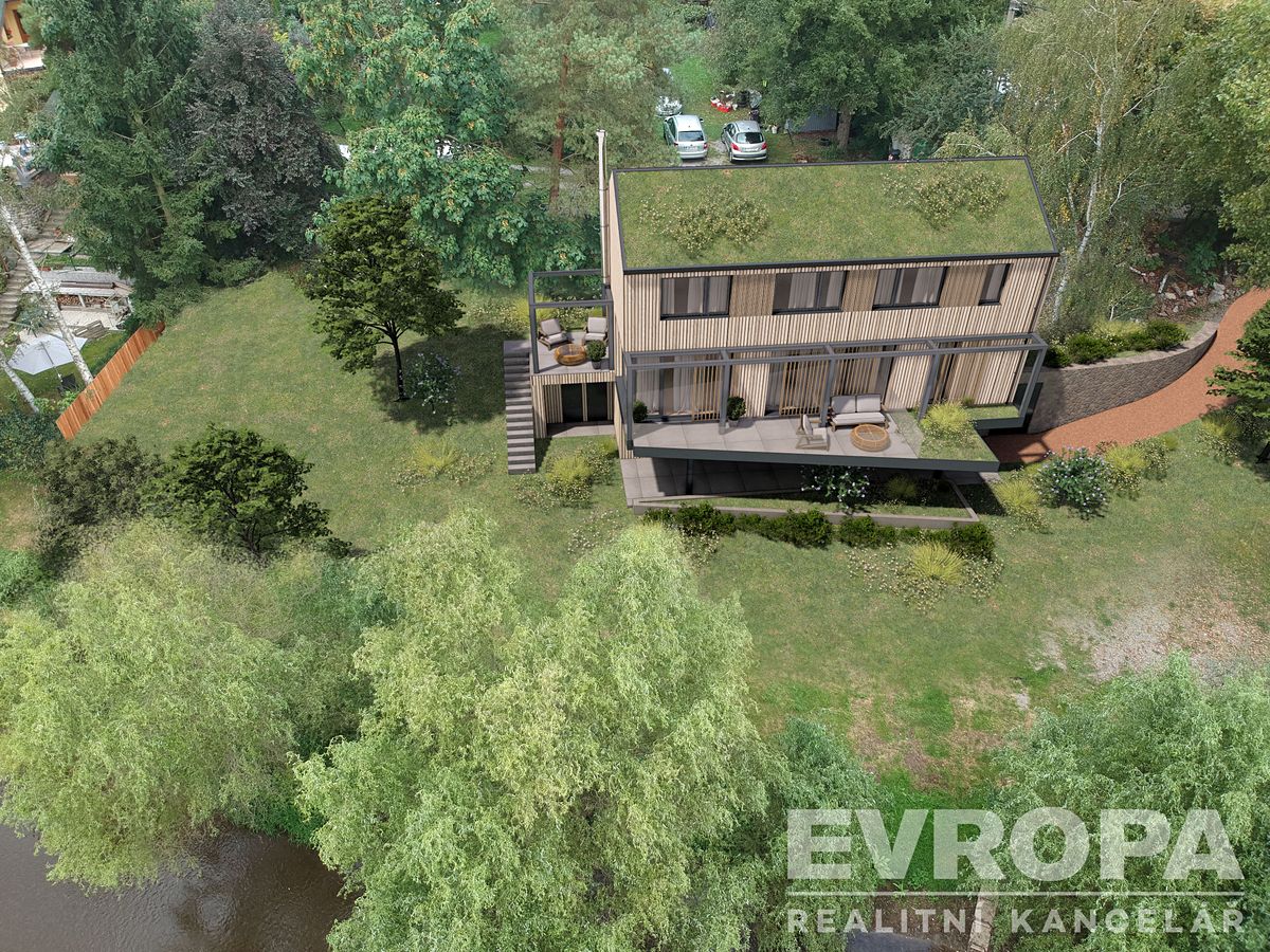 Prodej stavebního pozemku 2061 m² – fotografie 3