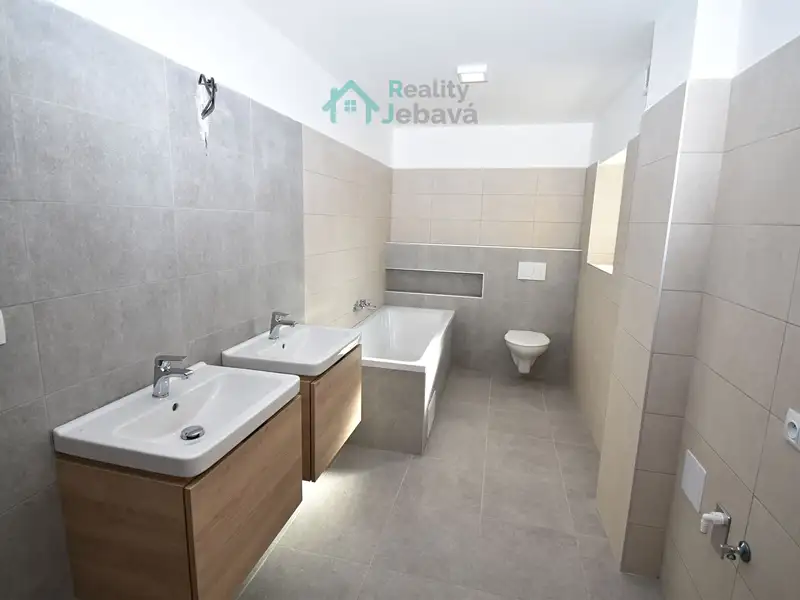 Prodej rodinného domu 140 m², pozemek 490 m², Orel – náhled fotky 3