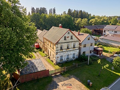 Prodej  rodinného domu 200 m², pozemek 2 727 m²