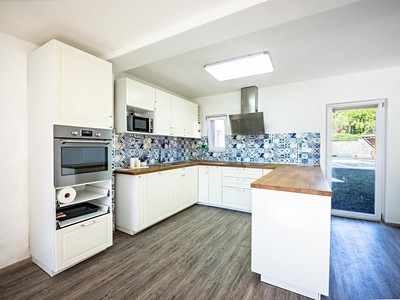 Prodej  rodinného domu 702 m², pozemek 1 480 m² — photo 3