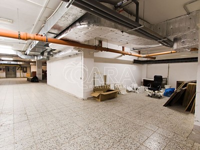 Комерційне приміщення в оренду, 350 м² (3 з 6)