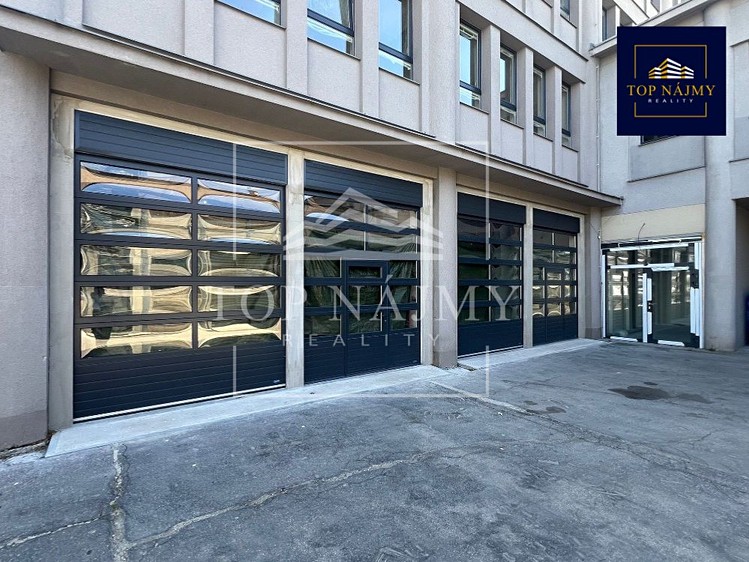 Комерційне приміщення в оренду, 218 м² (2 з 9)