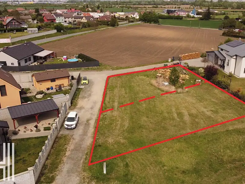 Prodej stavebního pozemku 1089 m², Kožušany-Tážaly – náhled fotky 2
